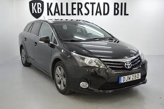 Toyota Avensis 2014 photo 3