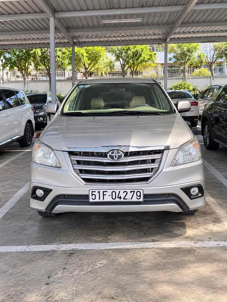 Toyota Innova 2015 photo 2