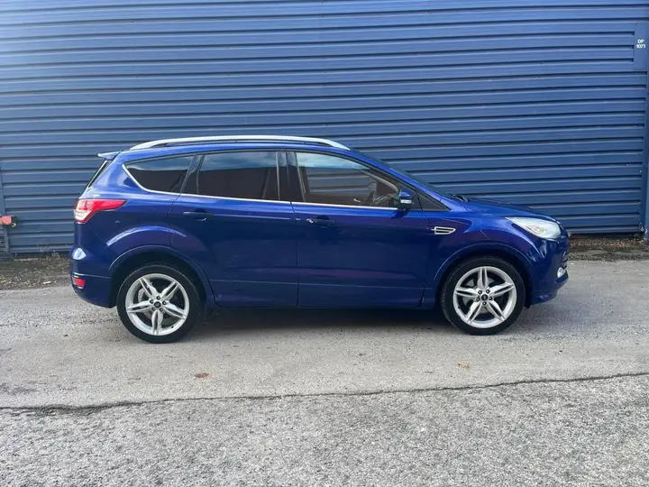 Ford Kuga 2014 photo 2