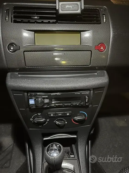 Citroen C4 2005 photo 3