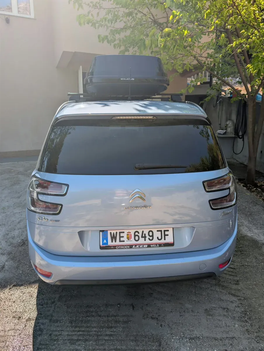 Citroen Grand C4 Picasso 2015 photo 2
