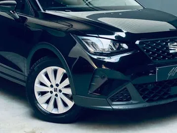 Seat Arona 2021 photo 2