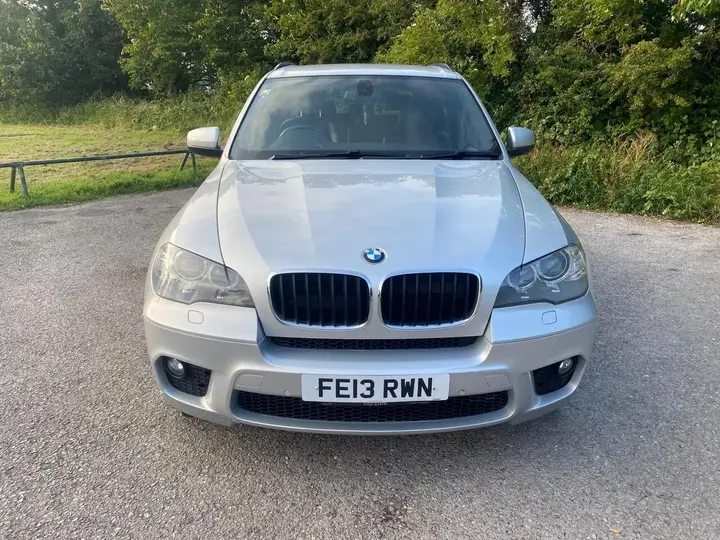 BMW X5 2013 photo 2