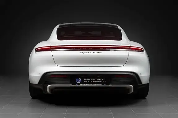 Porsche Taycan 2020 photo 4