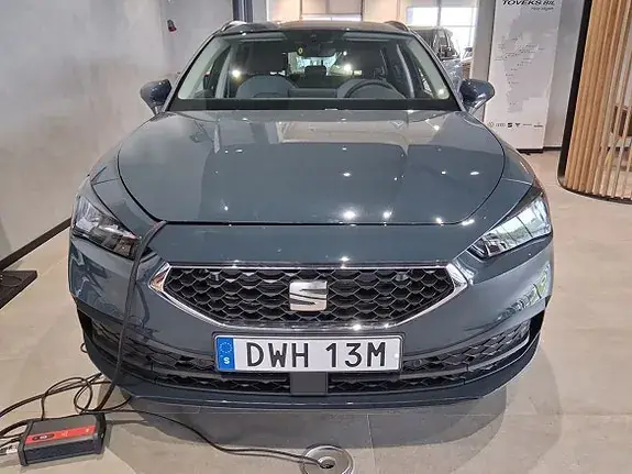 Seat Leon 2025 photo 2