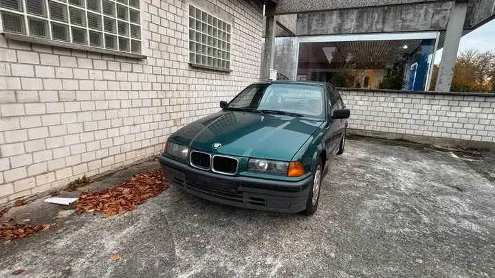 BMW E36