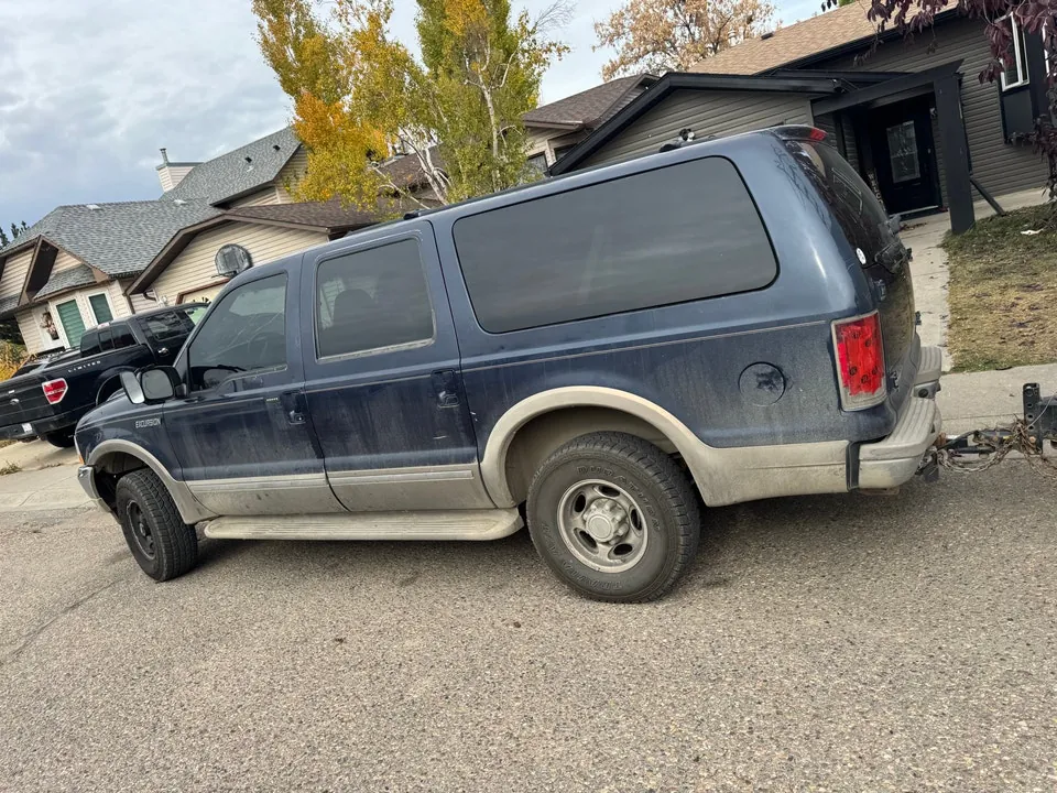 Ford Excursion 2002 photo 5