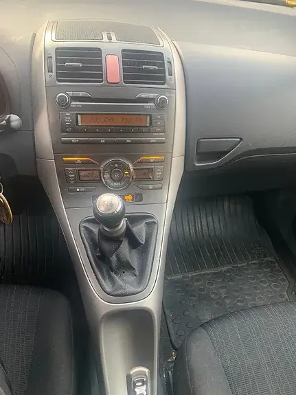 Toyota Auris 2007 photo 4