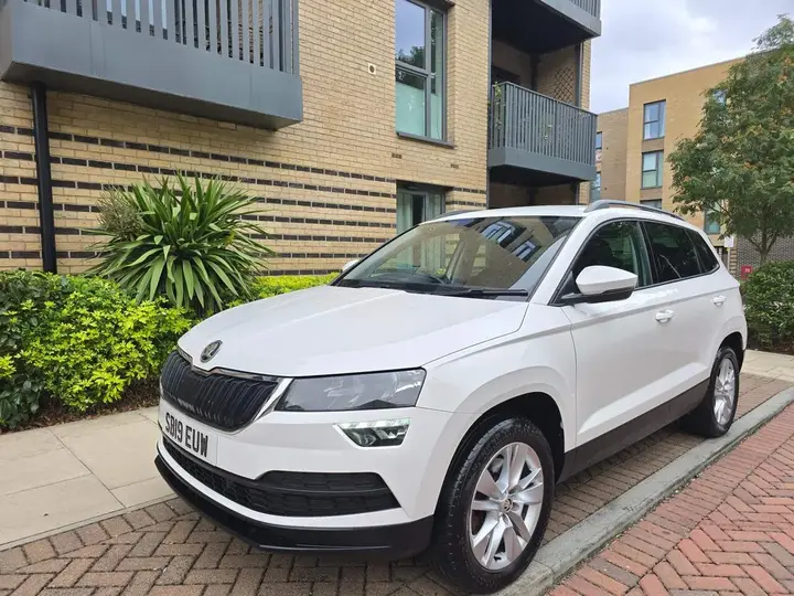 Skoda Karoq 2019 photo 2