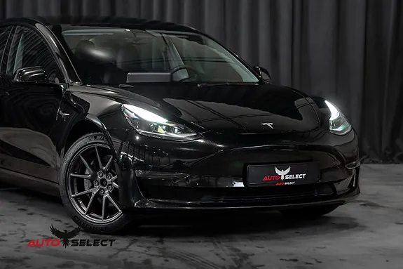 Tesla Model 3 2022 photo 2