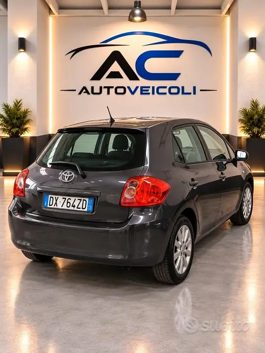 Toyota Auris 2009 photo 3