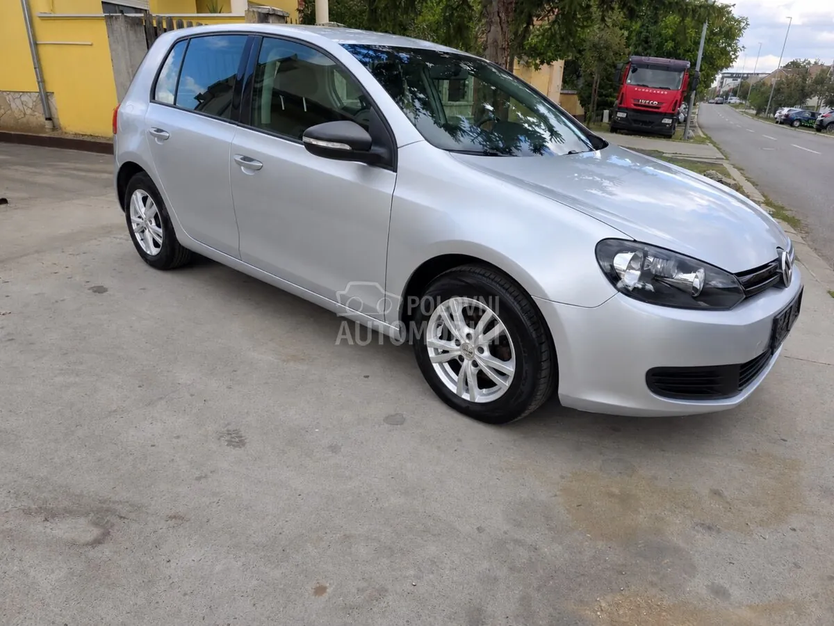 Volkswagen Golf 2012 photo 4