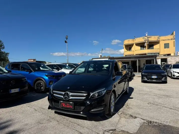 Mercedes-Benz B 180 2017 photo 3
