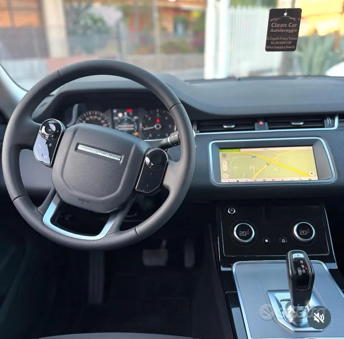 Land Rover Range Rover Evoque 2019 photo 4