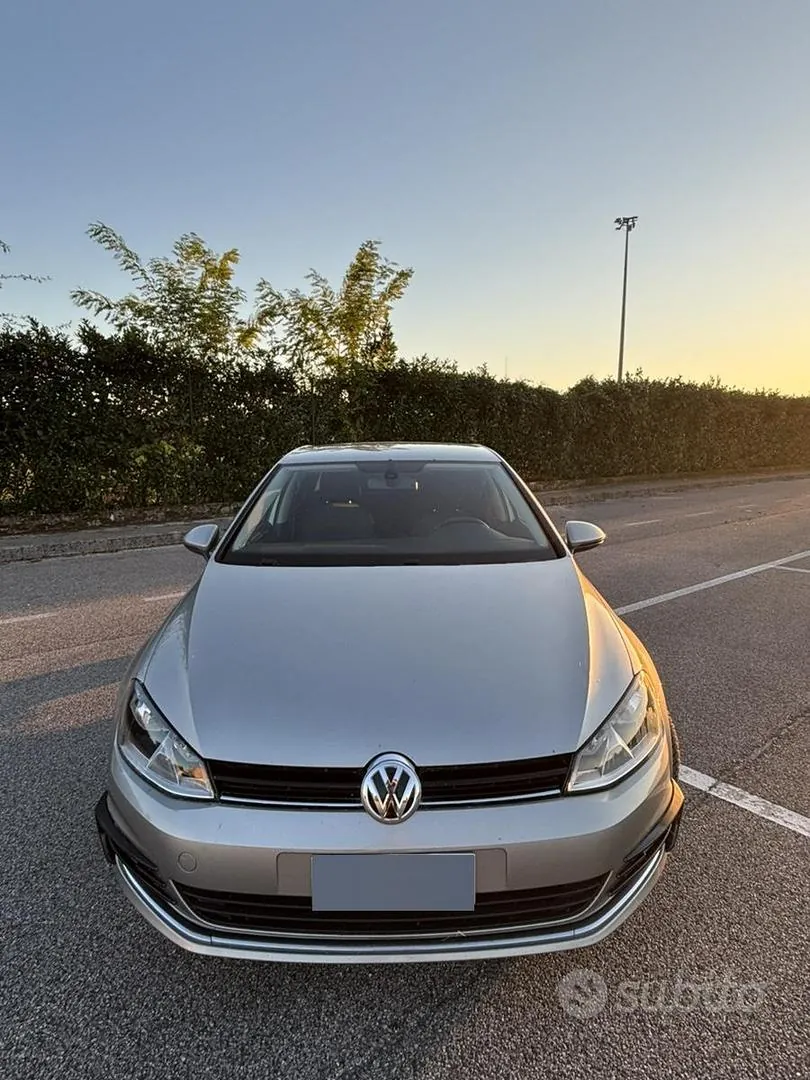 Volkswagen Golf 2013 photo 2