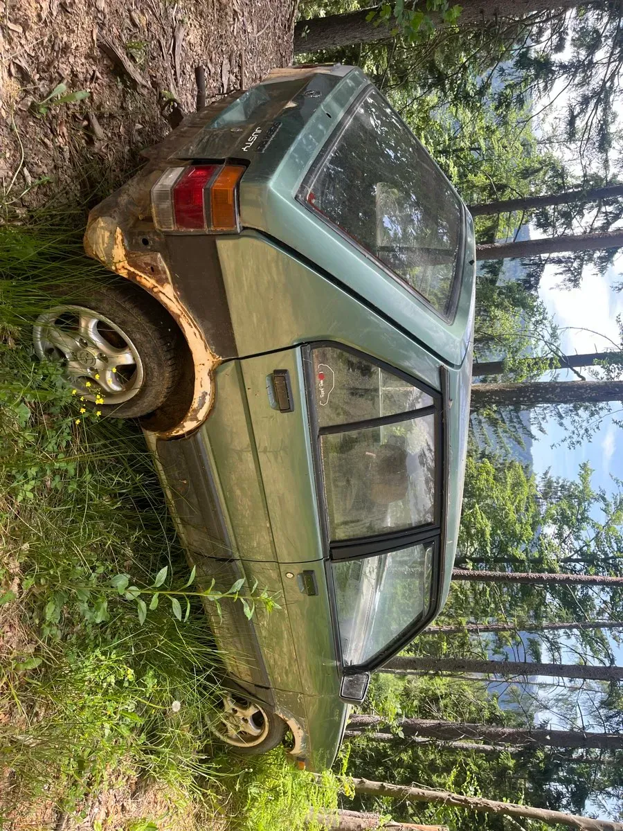 Subaru Justy 1987 photo 3