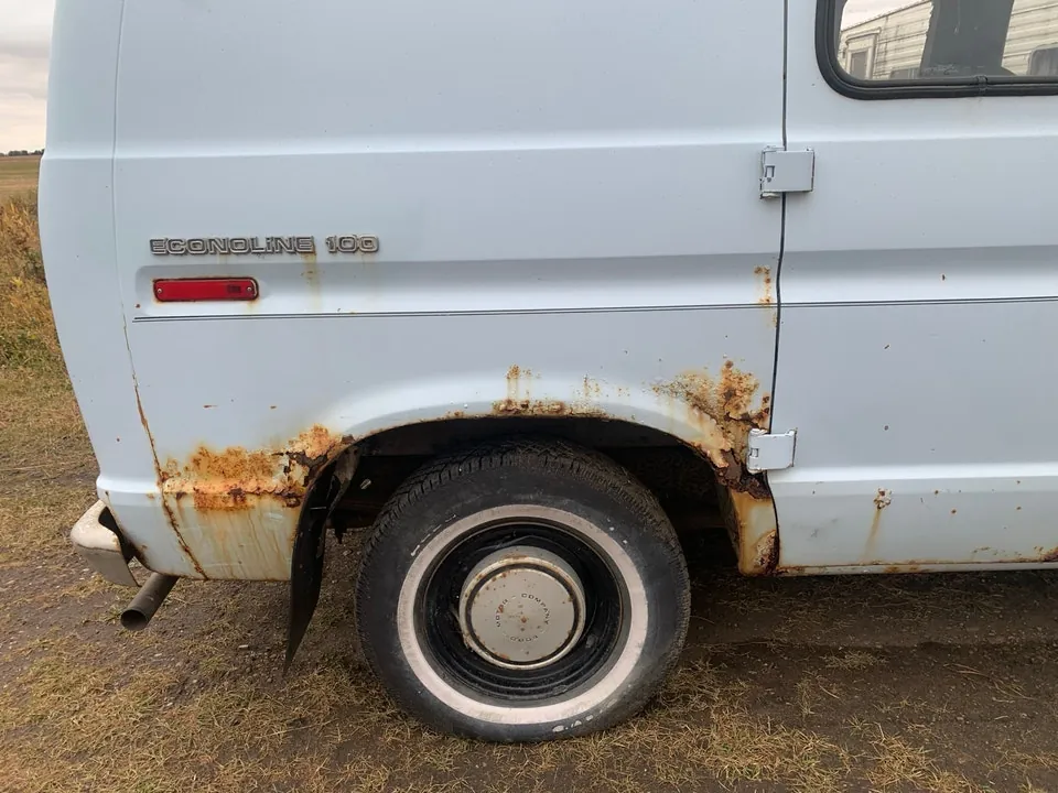 Ford E-Series Van 1976 photo 3