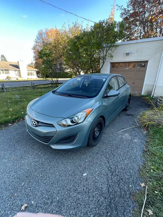 Hyundai Elantra 2013 photo 2