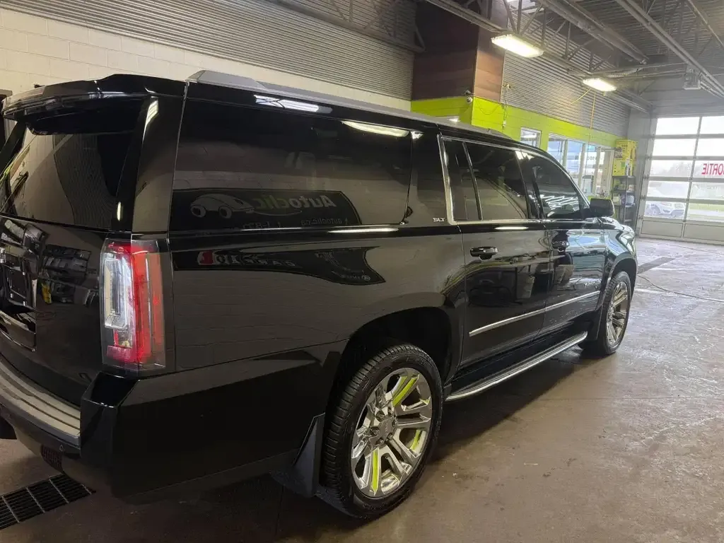 GMC Yukon 2018 photo 5