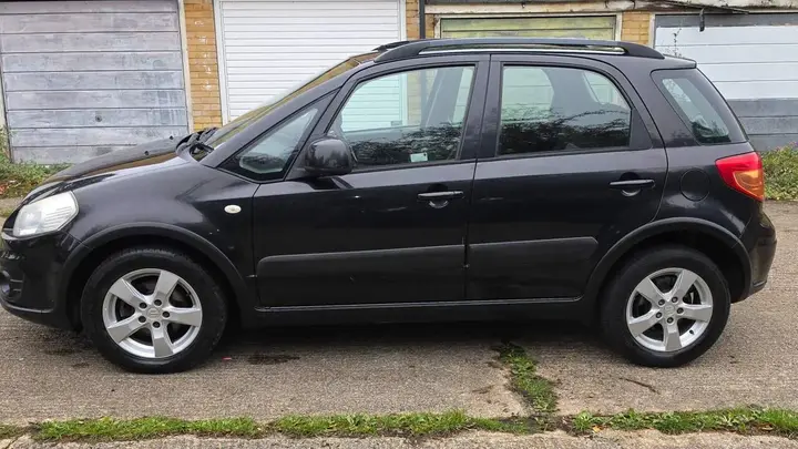 Suzuki Sx4 2012 photo 5