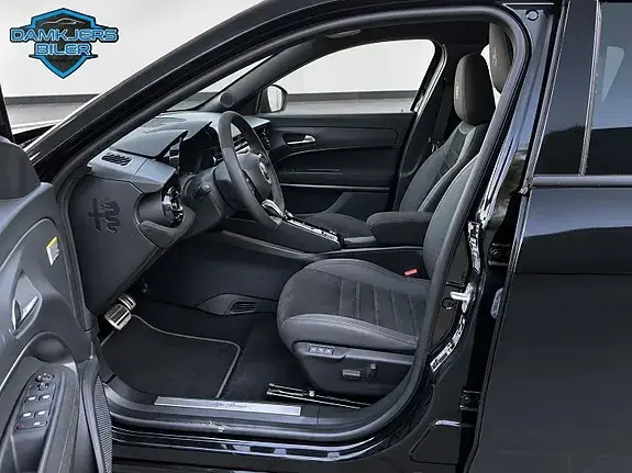 Alfa Romeo Junior 2025 photo 3