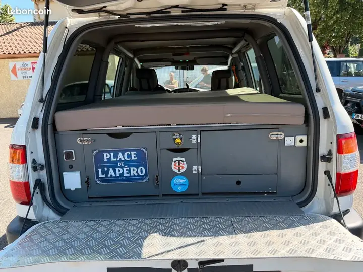 Toyota Land Cruiser 2005 photo 3