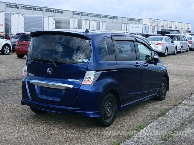 Honda Freed 2012 photo 4