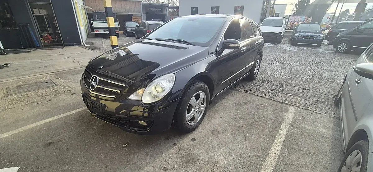 Mercedes-Benz R-Class