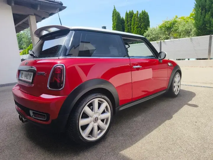 Mini Cooper S 2009 photo 3