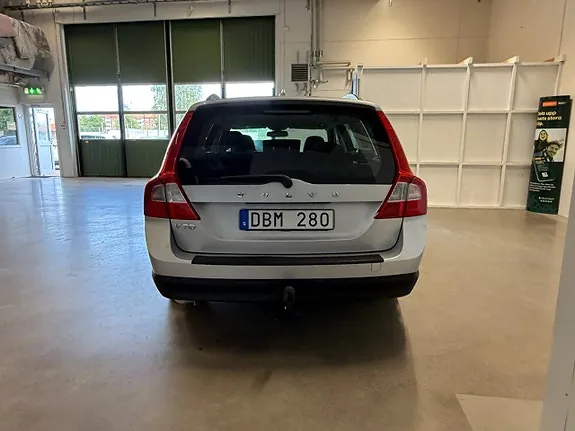 Volvo V70 2008 photo 2