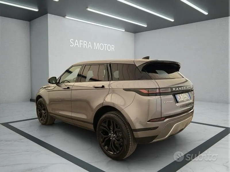 Land Rover Range Rover Evoque 2023 photo 4