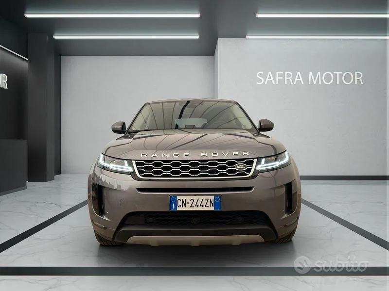 Land Rover Range Rover Evoque 2023 photo 2