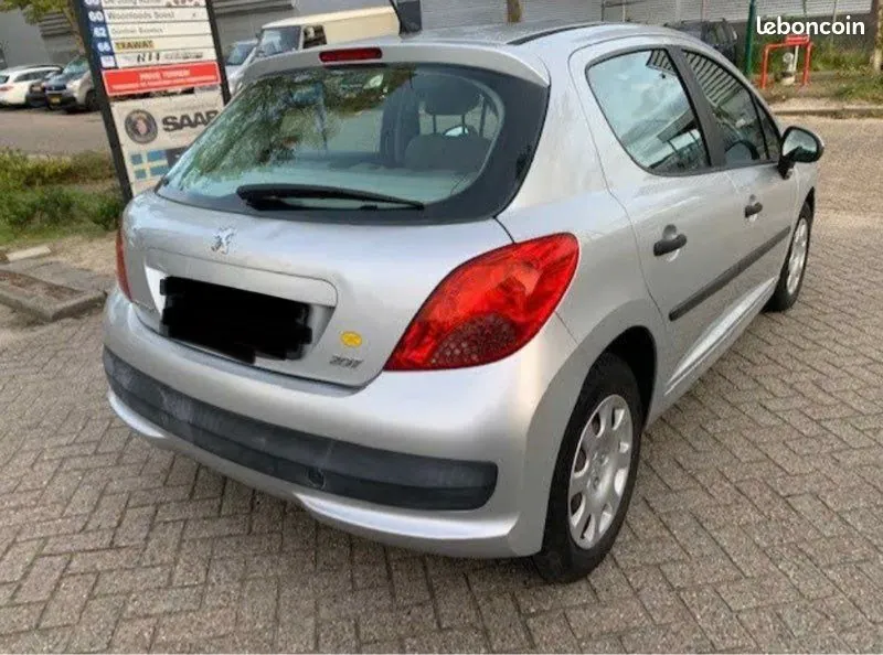 Peugeot 207 2007 photo 4