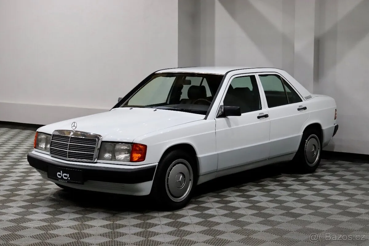 Mercedes-Benz 190 D