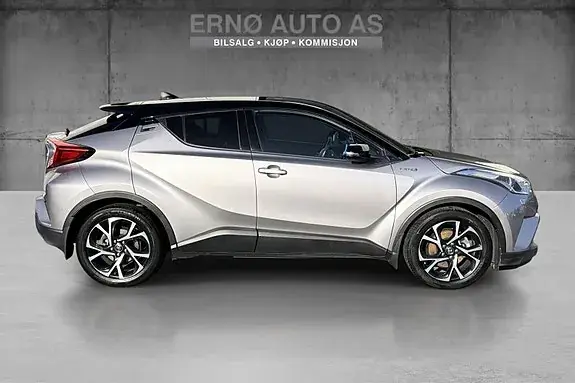 Toyota C-Hr 2017 photo 2
