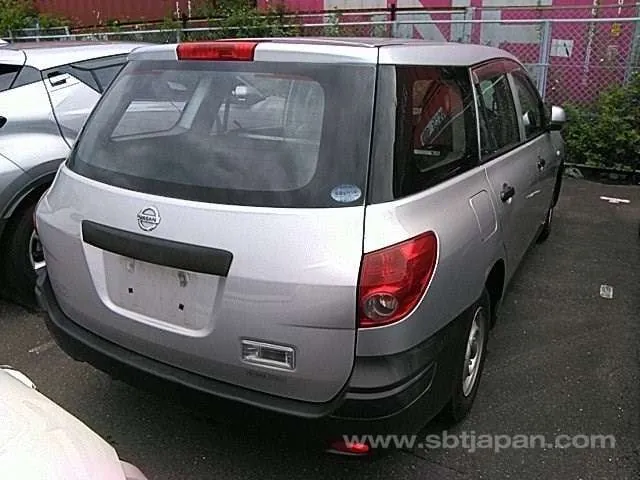 Nissan Ad Van 2015 photo 4