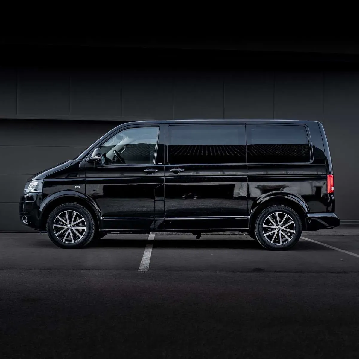 Volkswagen Multivan 2014 photo 3