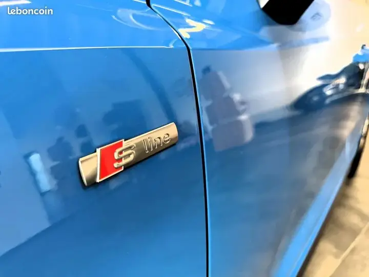 Audi Q3 2019 photo 2