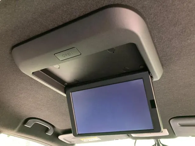 Nissan Serena 2018 photo 3