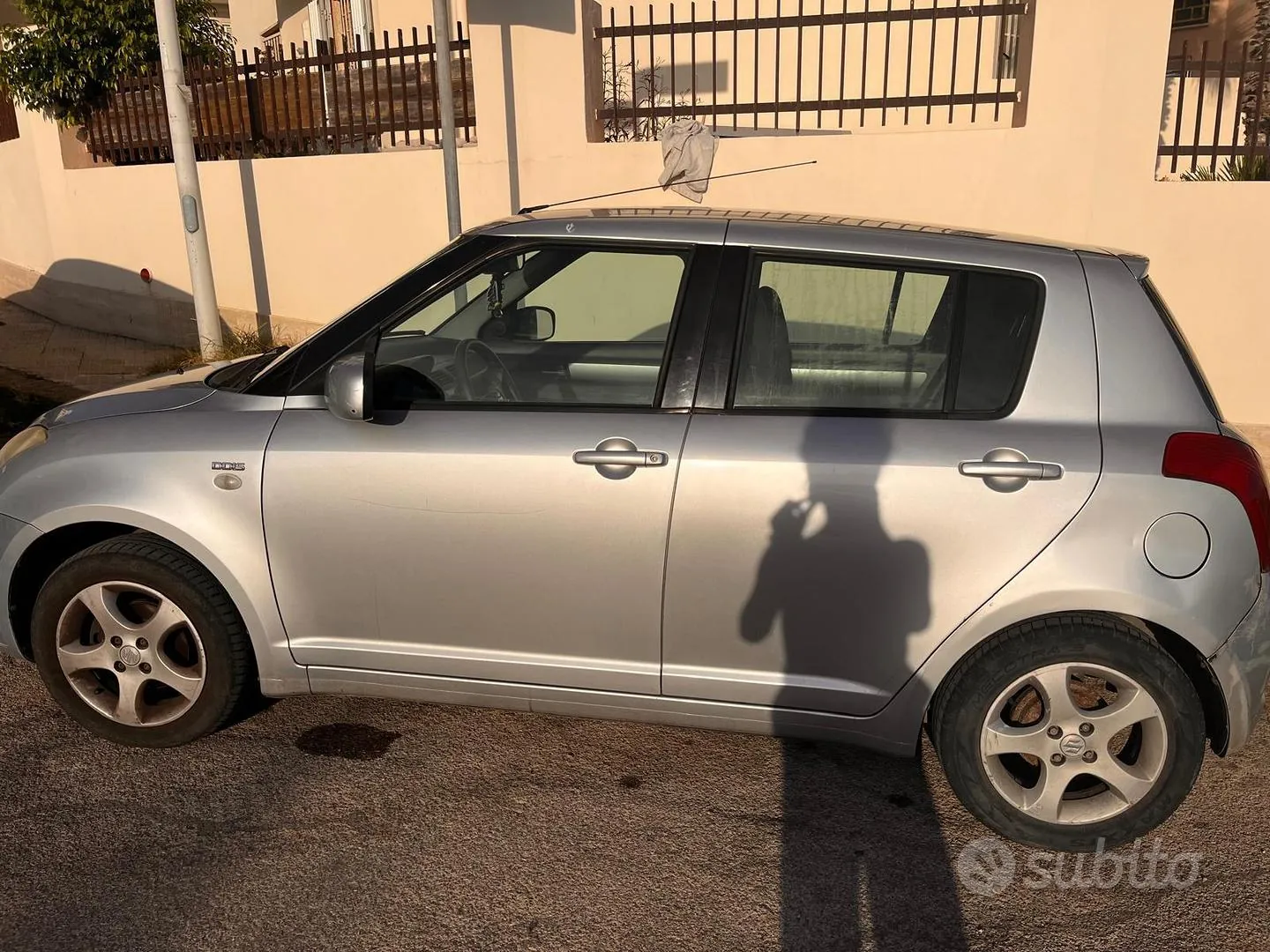 Suzuki Swift 2007 photo 3