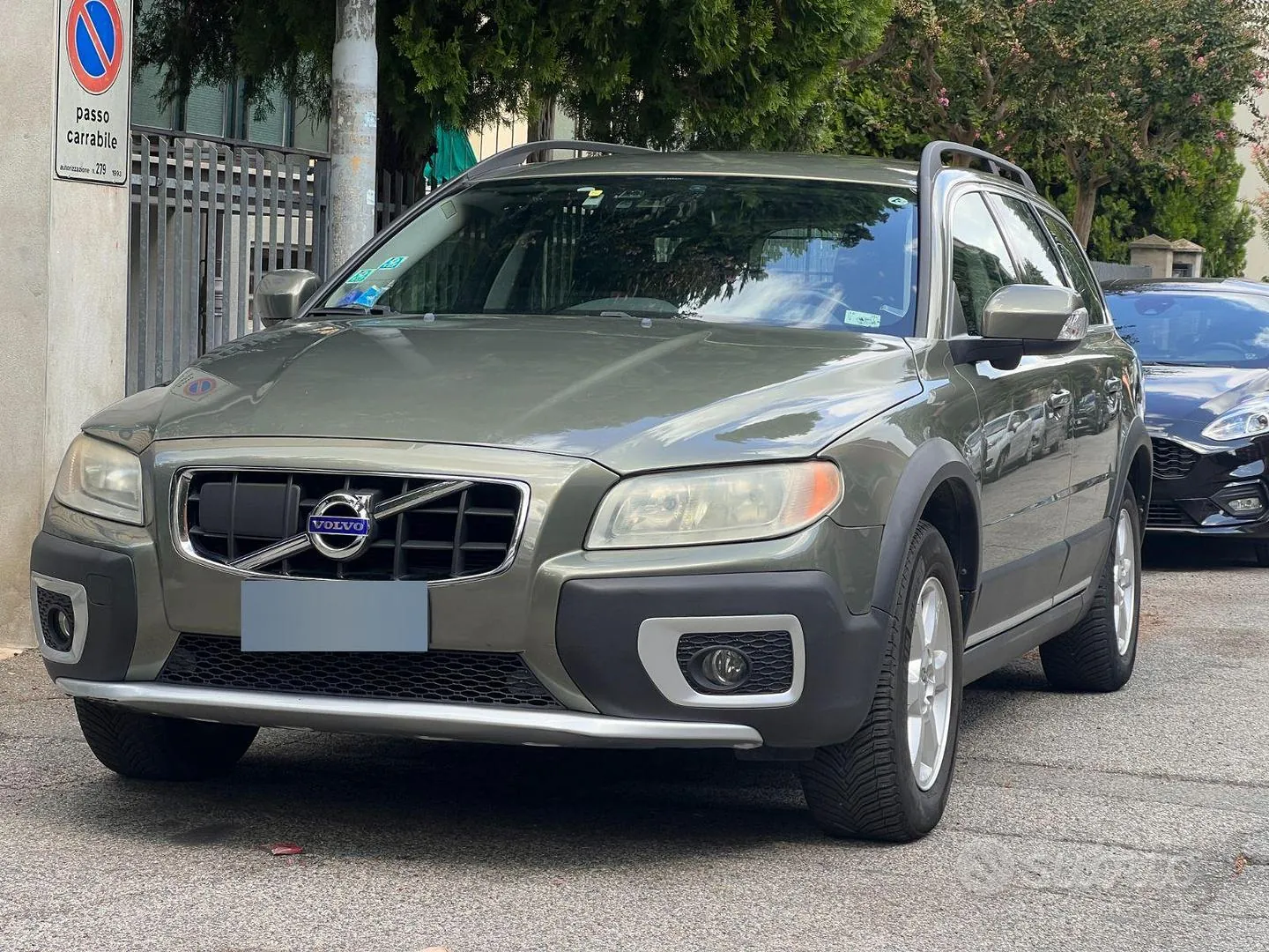 Volvo Xc70 2011 photo 2