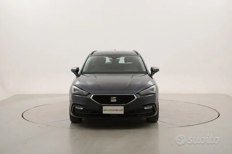 Seat Leon 2023 photo 2
