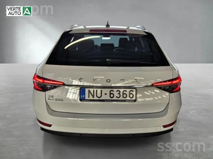 Skoda Superb 2024 photo 5