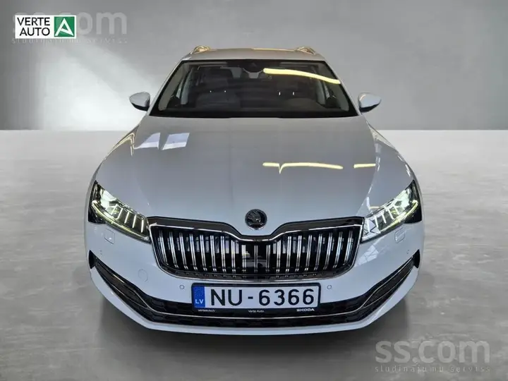 Skoda Superb 2024 photo 2