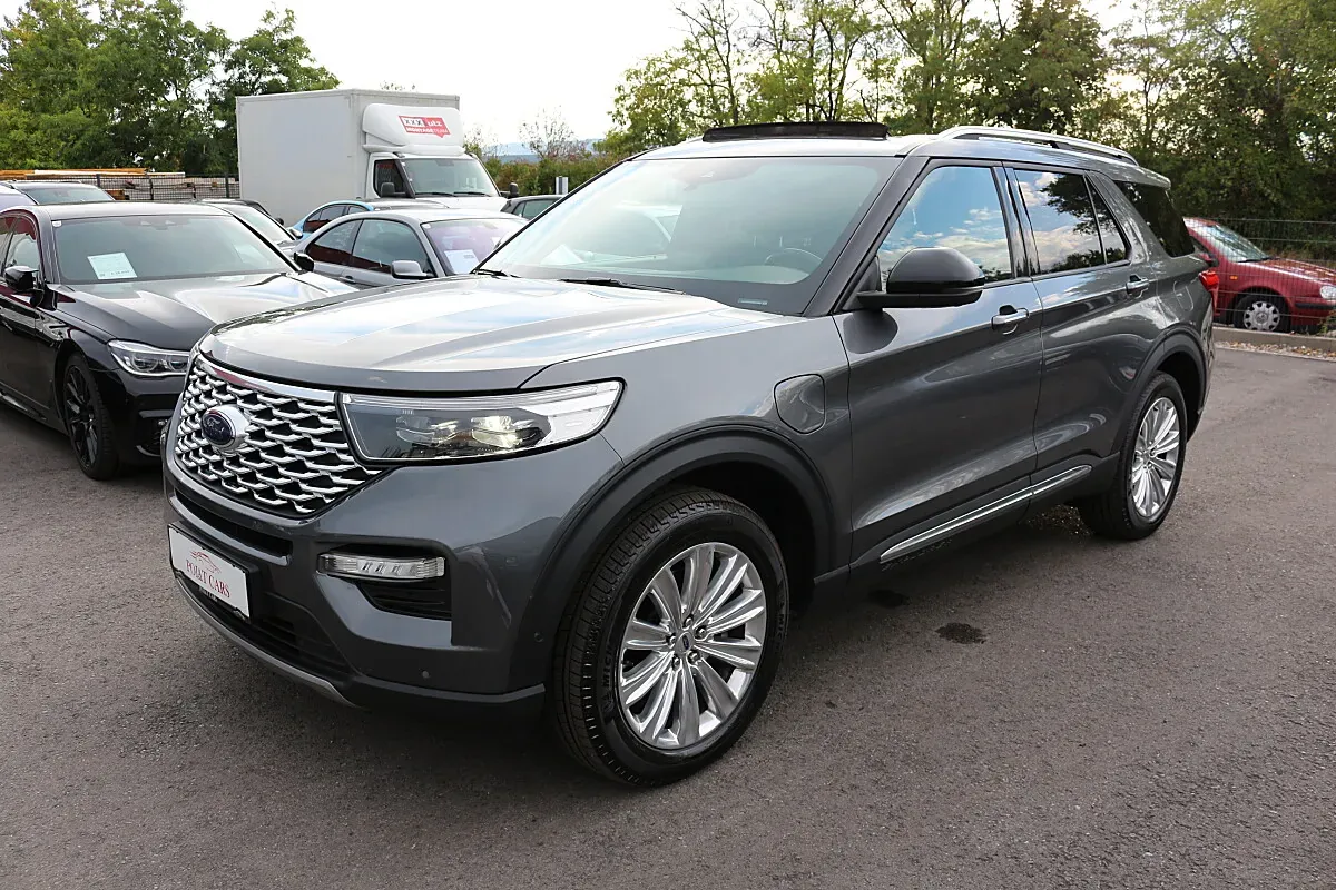 Ford Explorer 2022 photo 2