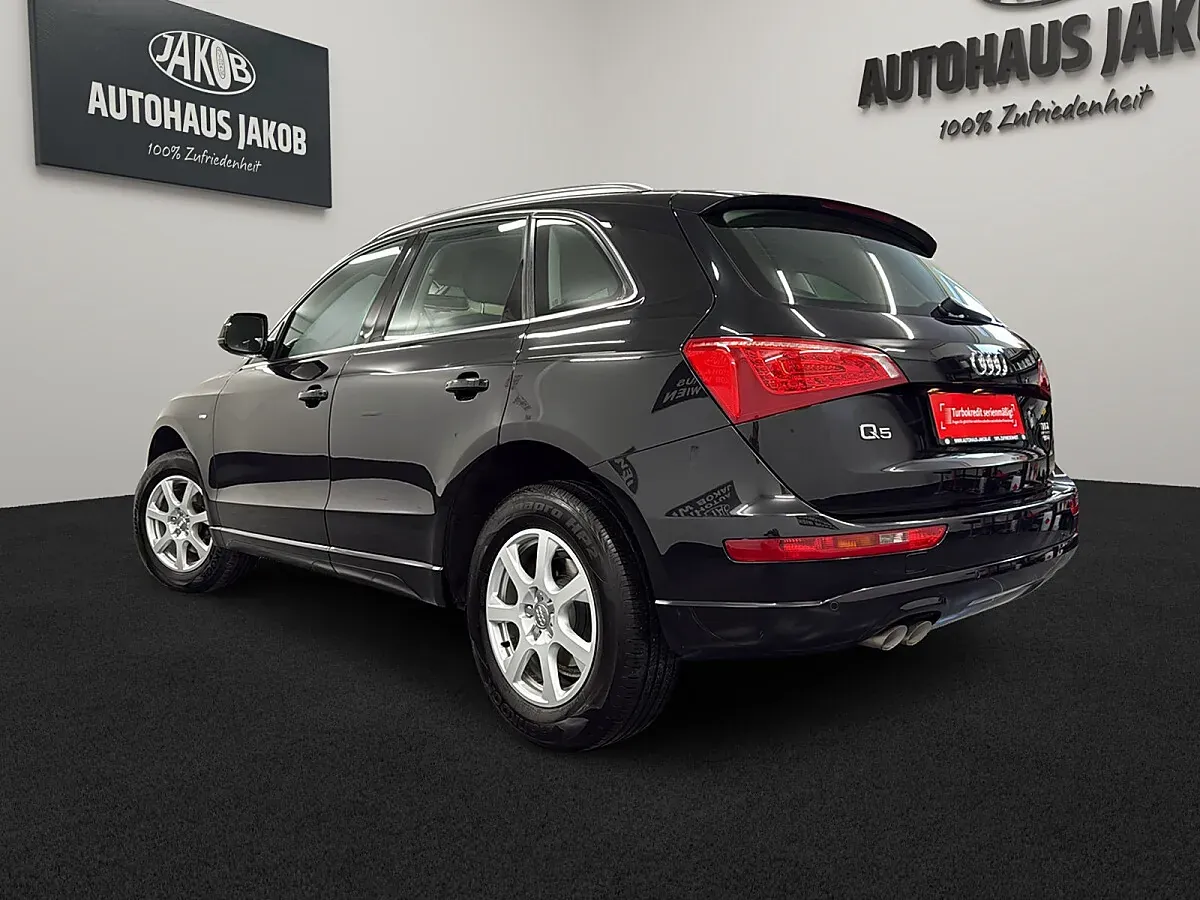 Audi Q5 2011 photo 2