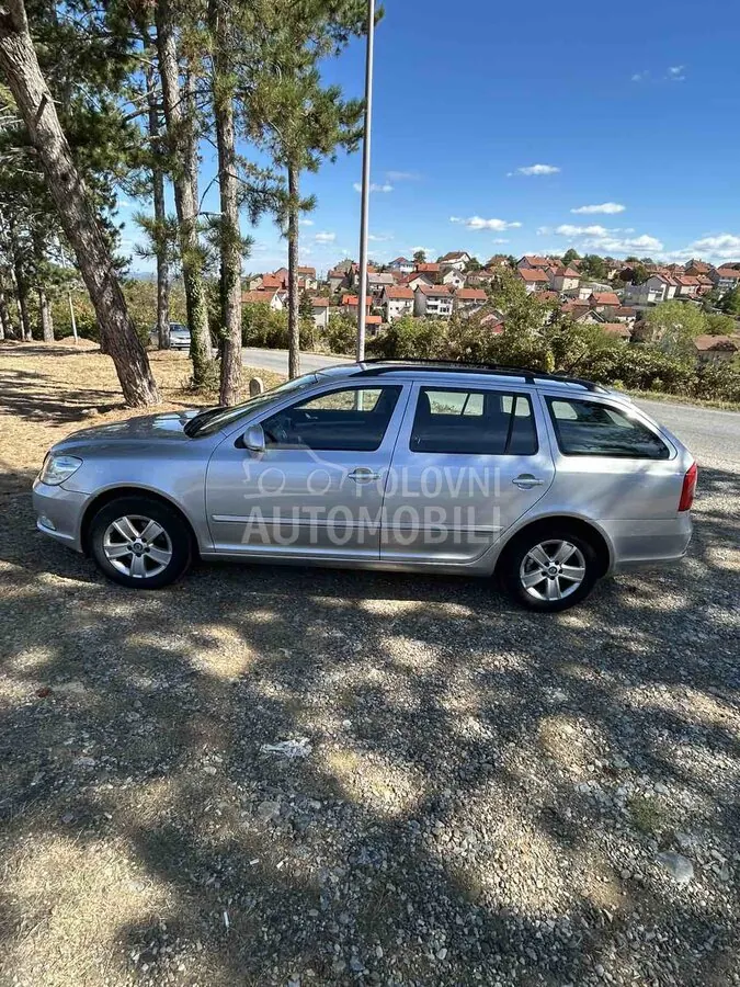 Skoda Octavia 2012 photo 4