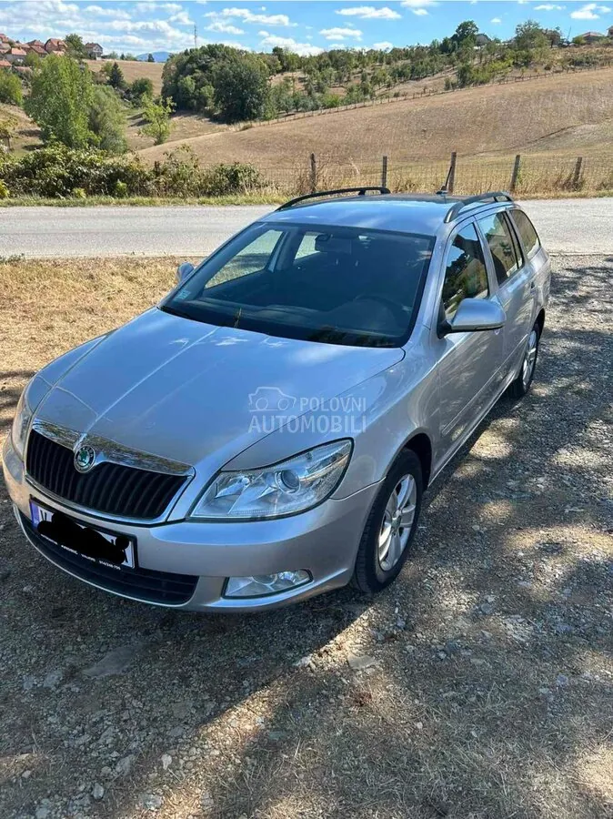 Skoda Octavia 2012 photo 2