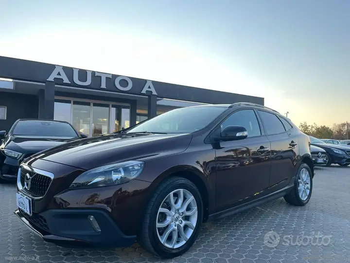 Volvo V40