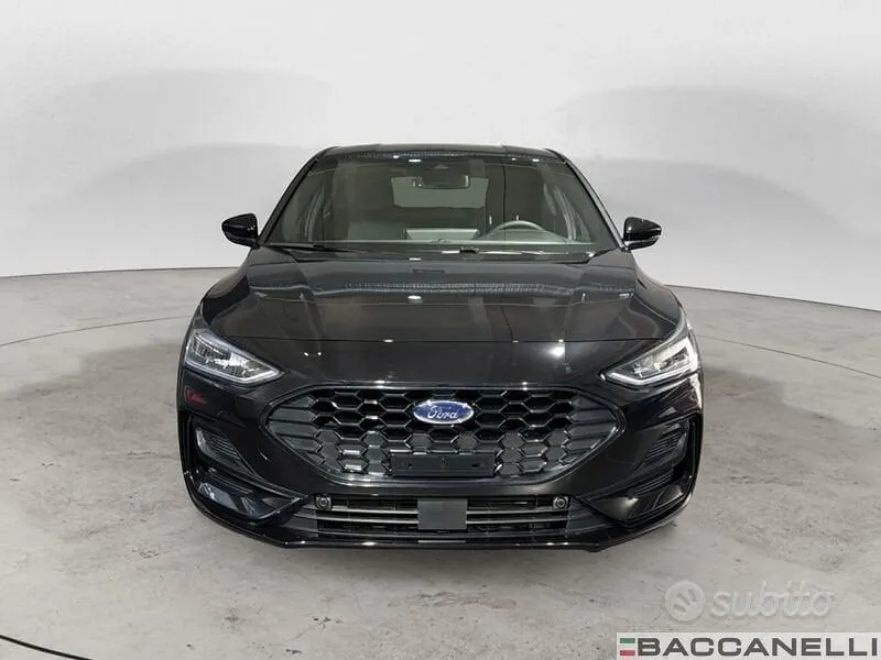 Ford Focus 2026 photo 4